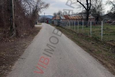 Teren intravilan de 2898 mp, în Brebu Mânăstirei