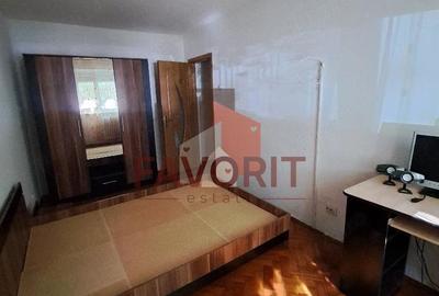 Apartament cu 3 camere semidecomandat, mobilat în Dacia - 2