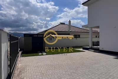 Casă cu 4 camere cu Teren 571 Mp în Cristian