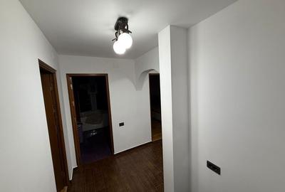Apartament cu 3 camere decomandat în Exterior Vest - 2