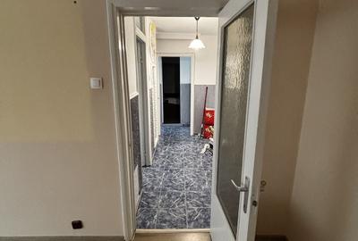 Apartament cu 2 camere decomandat în Rahova