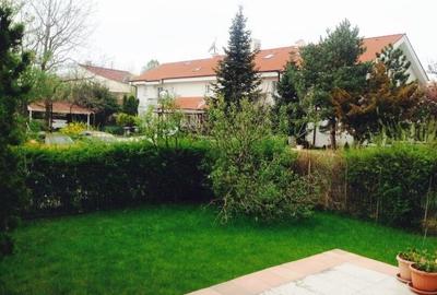 Casă cu 5 camere cu Teren 255 Mp în Iancu Nicolae