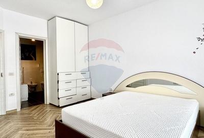 Apartament cu 3 camere decomandat în Cristian - 8