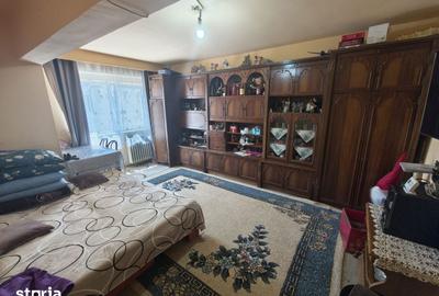 Apartament cu 2 camere decomandat în Depozitelor - 2