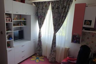 Apartament cu 3 camere decomandat în Mircea cel Bătrân - 4