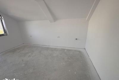 Casă cu 5 camere cu Teren 500 Mp în Bucovăț - 7