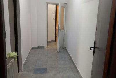 Apartament cu 2 camere în Decebal