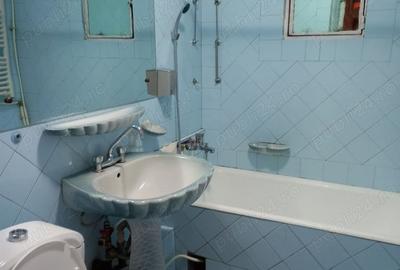 Apartament cu 4 camere decomandat în Govândari - 8