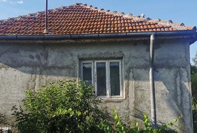 Teren de 5000 mp, în Unguriu