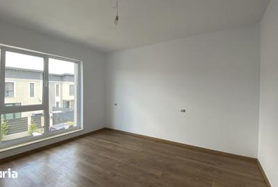 Casă cu 4 camere cu Teren 165 Mp în Valea Lupului