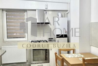 Apartament cu 2 camere decomandat, mobilat în Republicii