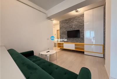 Apartament cu 2 camere decomandat în Podul de Fier