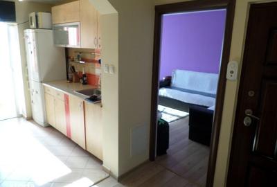 Apartament cu 3 camere decomandat în Mihai Bravu