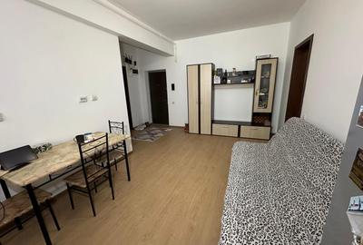 Apartament cu 3 camere în Rahova