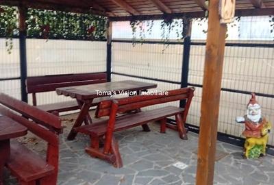 Casă cu Teren 875 Mp în Central - 8