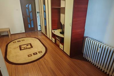 Garsonieră decomandată, mobilată în Vitan - 6