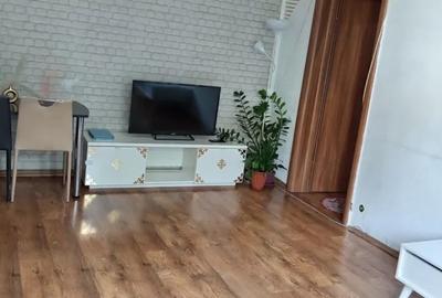 Apartament cu 2 camere decomandat în Dristor