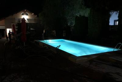 Casă cu 5 camere cu Teren 100 Mp în Corbeanca