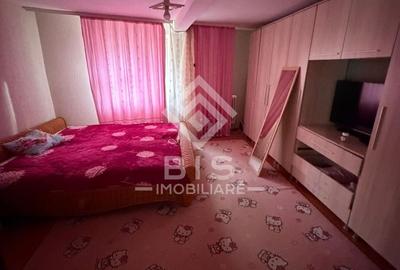 Casă individuală cu 4 camere cu Canalizare în Central - 3