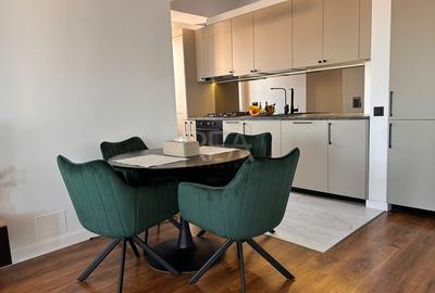 Apartament cu 3 camere nedecomandat, mobilat în Parcul Carol