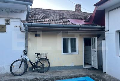 Casă cu 2 camere cu Canalizare în Tudorul Vechi