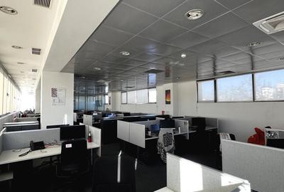 Birou, de 245 mp, în Central - 1