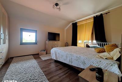 Casă cu 5 camere cu Teren 500 Mp în Giarmata