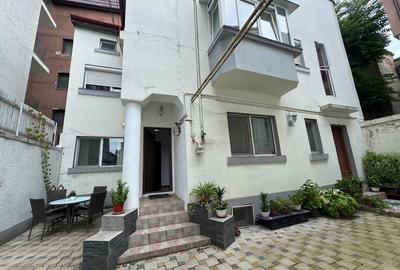 Apartament cu 3 camere semidecomandat, mobilat în Decebal - 11