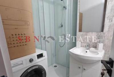 Apartament cu 3 camere decomandat, mobilat în Tei
