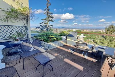 Apartament cu 4 camere decomandat, mobilat în Drumul Poienii