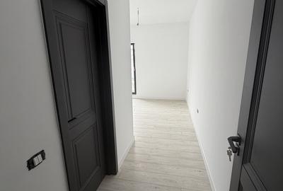 Casă cu 4 camere cu Teren 290 Mp în Central