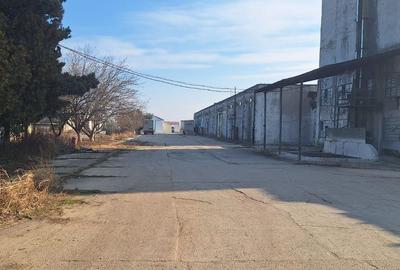 Spațiu comercial, de 3,800 mp, în Central - 3