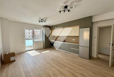 Apartament cu 3 camere decomandat în Periferie