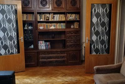 Apartament cu 2 camere semidecomandat în Vest