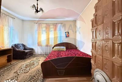 Casă cu 5 camere cu Teren 1056 Mp în Șaru Dornei