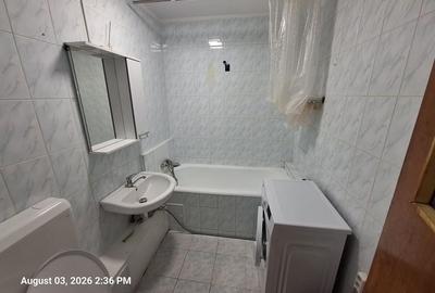 Apartament cu 3 camere decomandat în Rahova