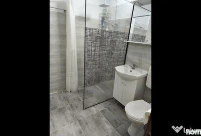 Apartament cu 3 camere decomandat în Calea Călărașilor