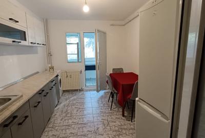Apartament cu 2 camere decomandat, mobilat în Crângași