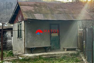 Casă cu 3 camere decomandat în Bobolia - 5