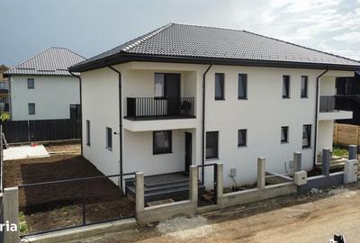 Casă cu 4 camere cu Teren 250 Mp în Noua - 7