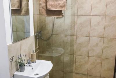Spațiu comercial, de 4,200 mp, în Central - 7