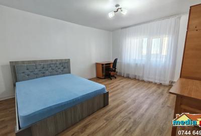 Garsonieră decomandată în Micro 17