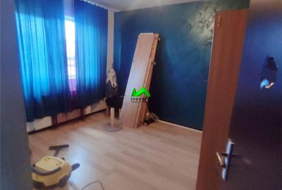 Casă cu 4 camere cu Canalizare în Șura Mare - 6