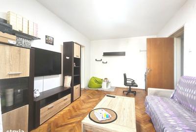 Apartament cu 2 camere semidecomandat în Craiovei
