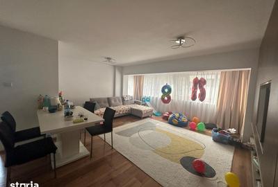 Apartament cu 4 camere, mobilat în Babadag