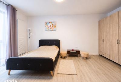 Garsonieră decomandată, mobilată în Central
