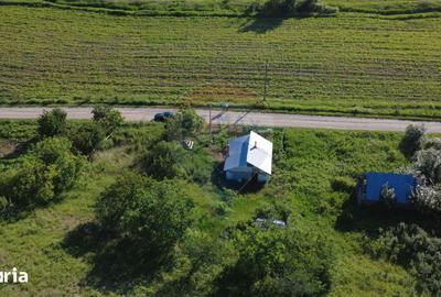 Casă cu 1 camere cu Teren 4162 Mp în Vultureni