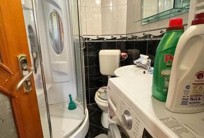 Apartament cu 3 camere decomandat în Mioriței