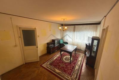 Apartament cu 2 camere nedecomandat în Podu Roș