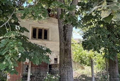 Casă cu 3 camere în Ștefănești - 2